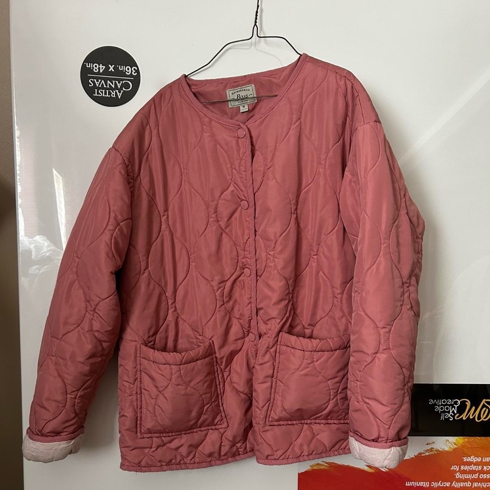 G.H. Bass & Co. Pink Puffer Jacket Quilted Design